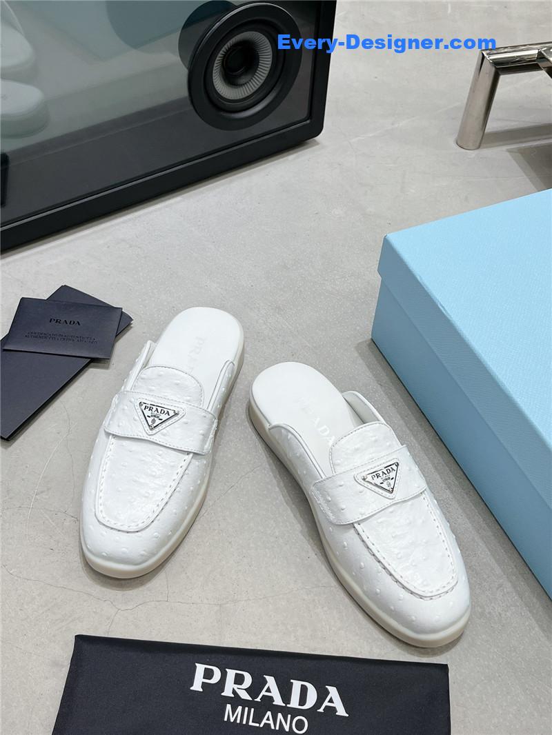 Pra*a new loafers half slippers