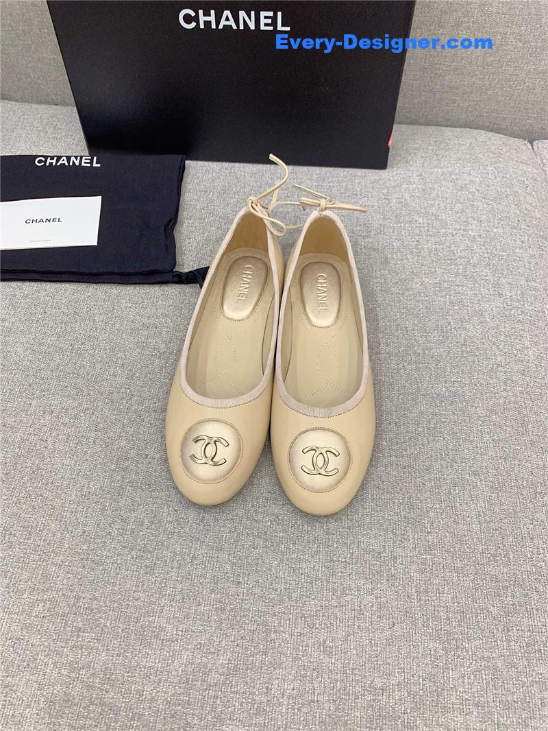 CC vintage flat shoes