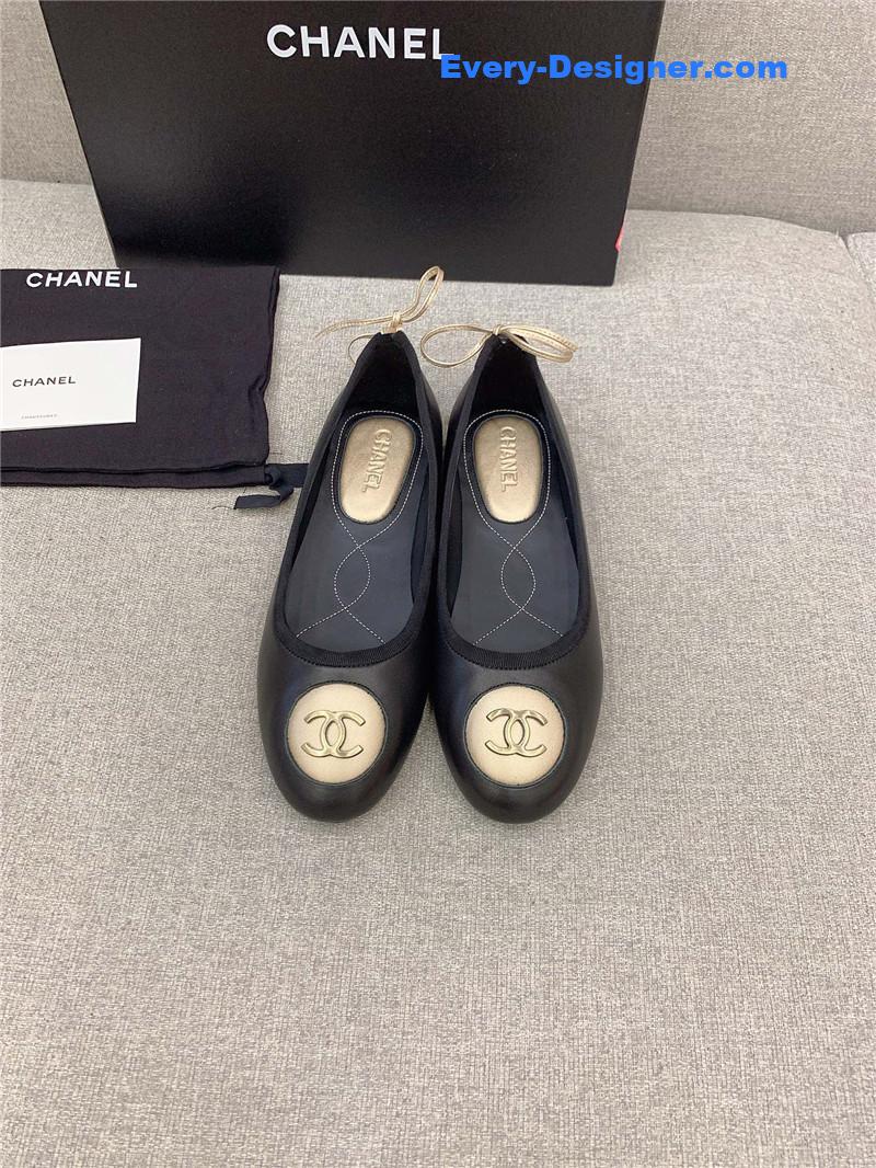 CC vintage flat shoes
