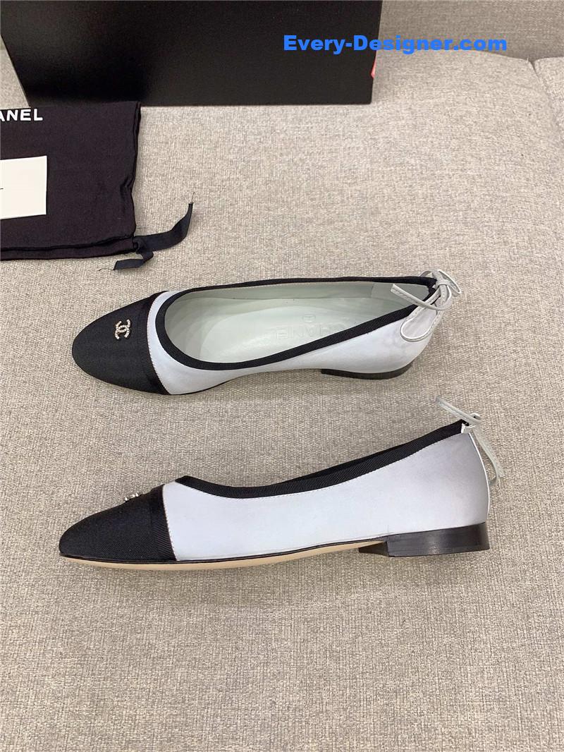 CC vintage flat shoes