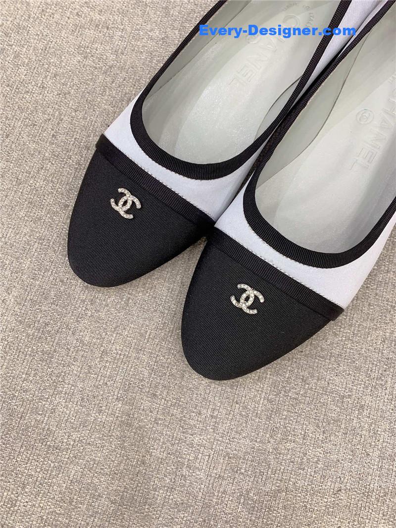 CC vintage flat shoes