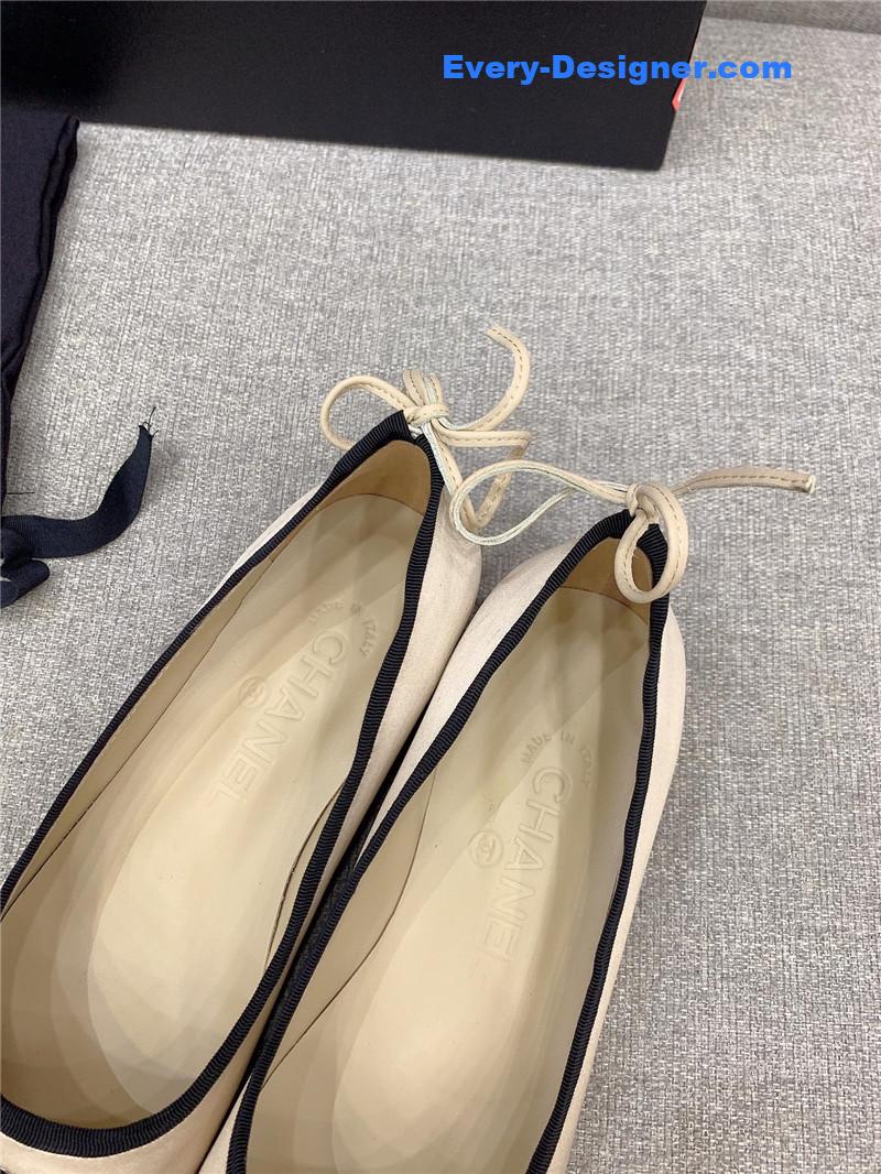 CC vintage flat shoes