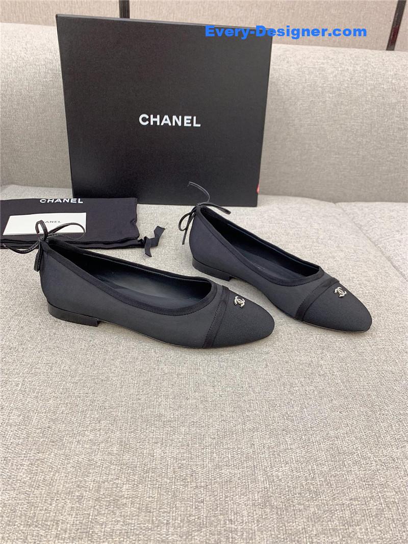 CC vintage flat shoes