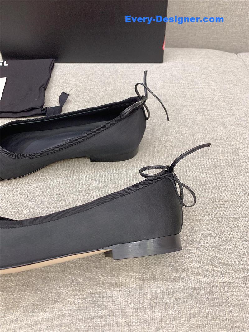 CC vintage flat shoes