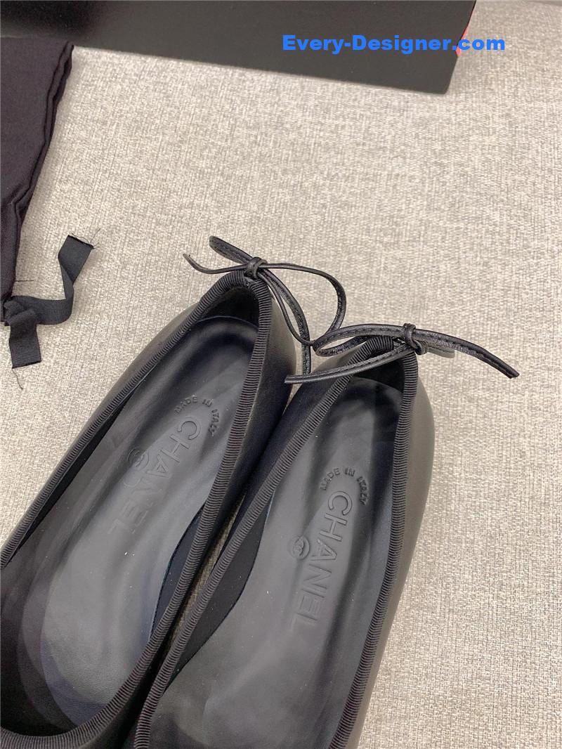 CC vintage flat shoes