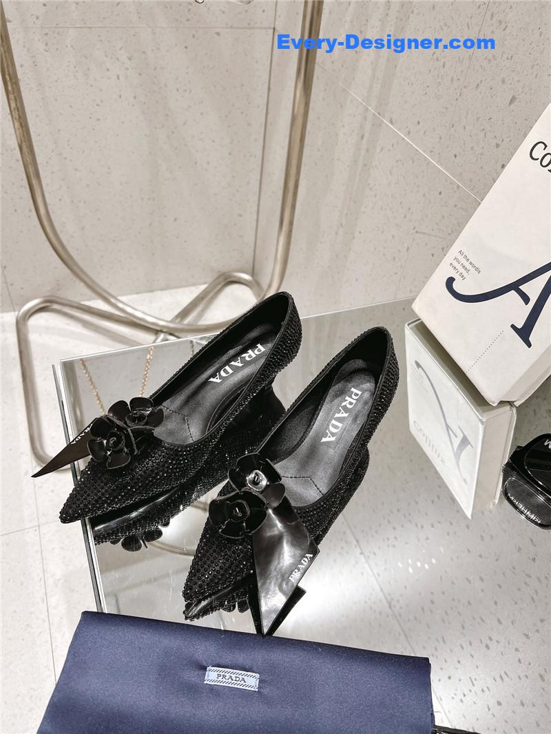 pra*a full D1am0nd shoes