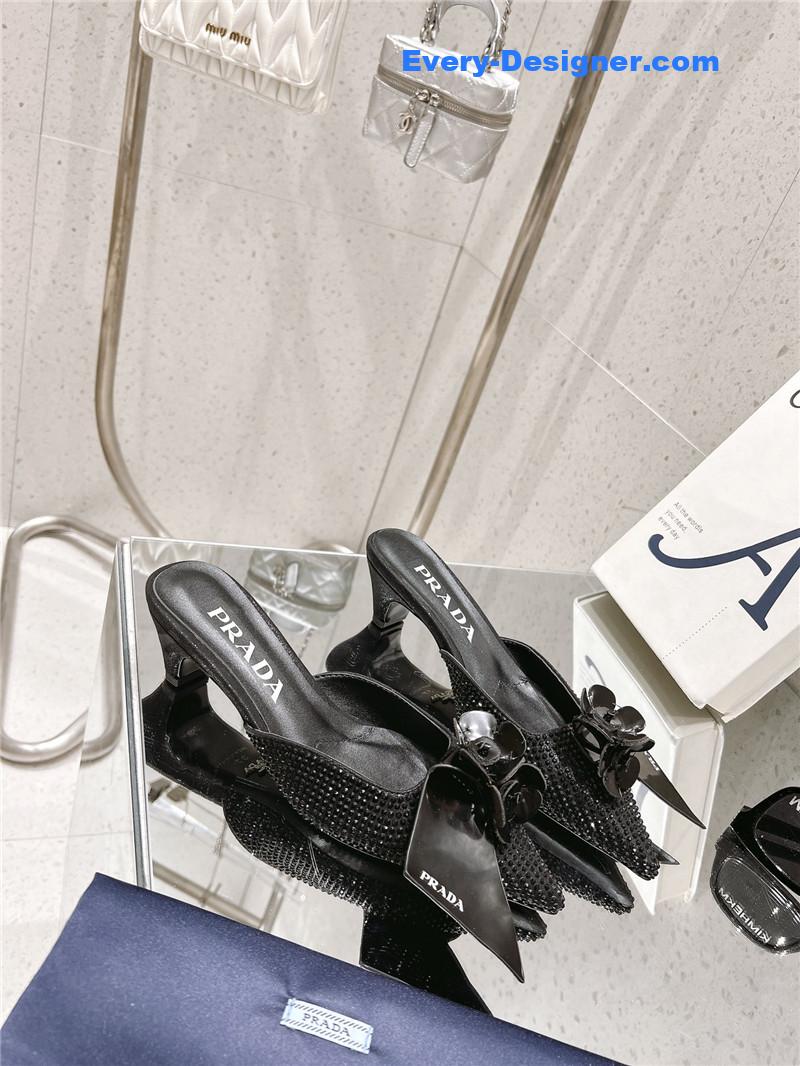 pra*a full D1am0nd sandals