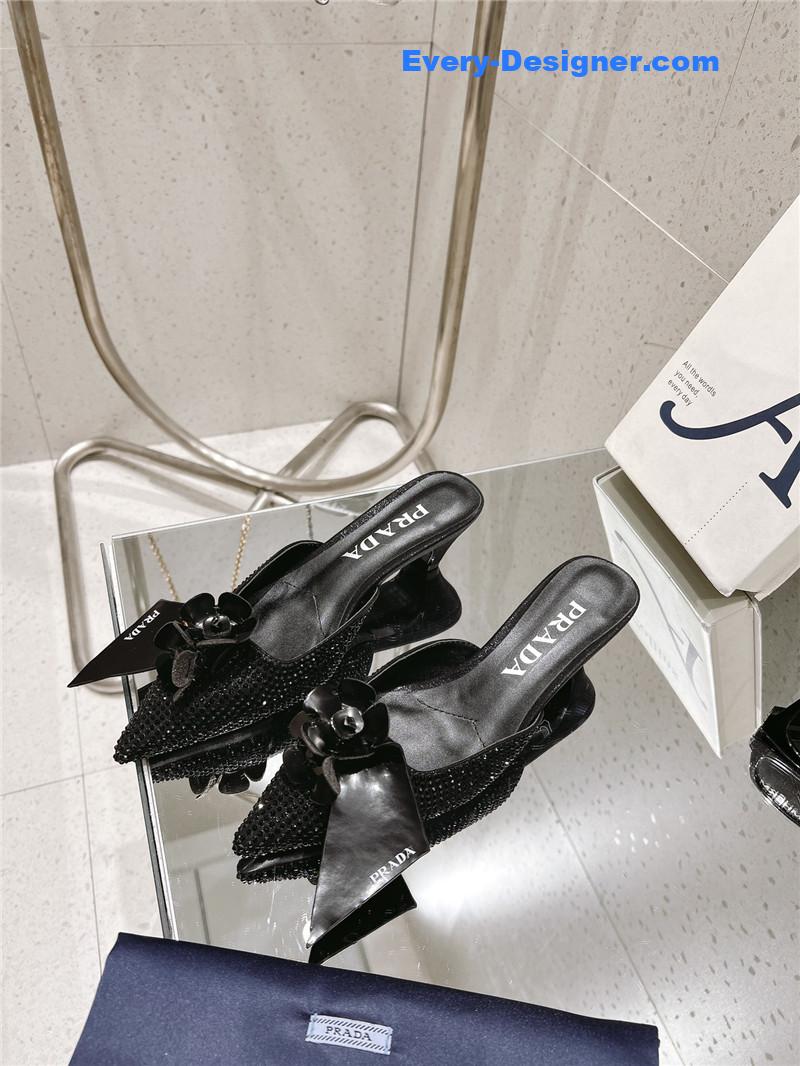 pra*a full D1am0nd sandals