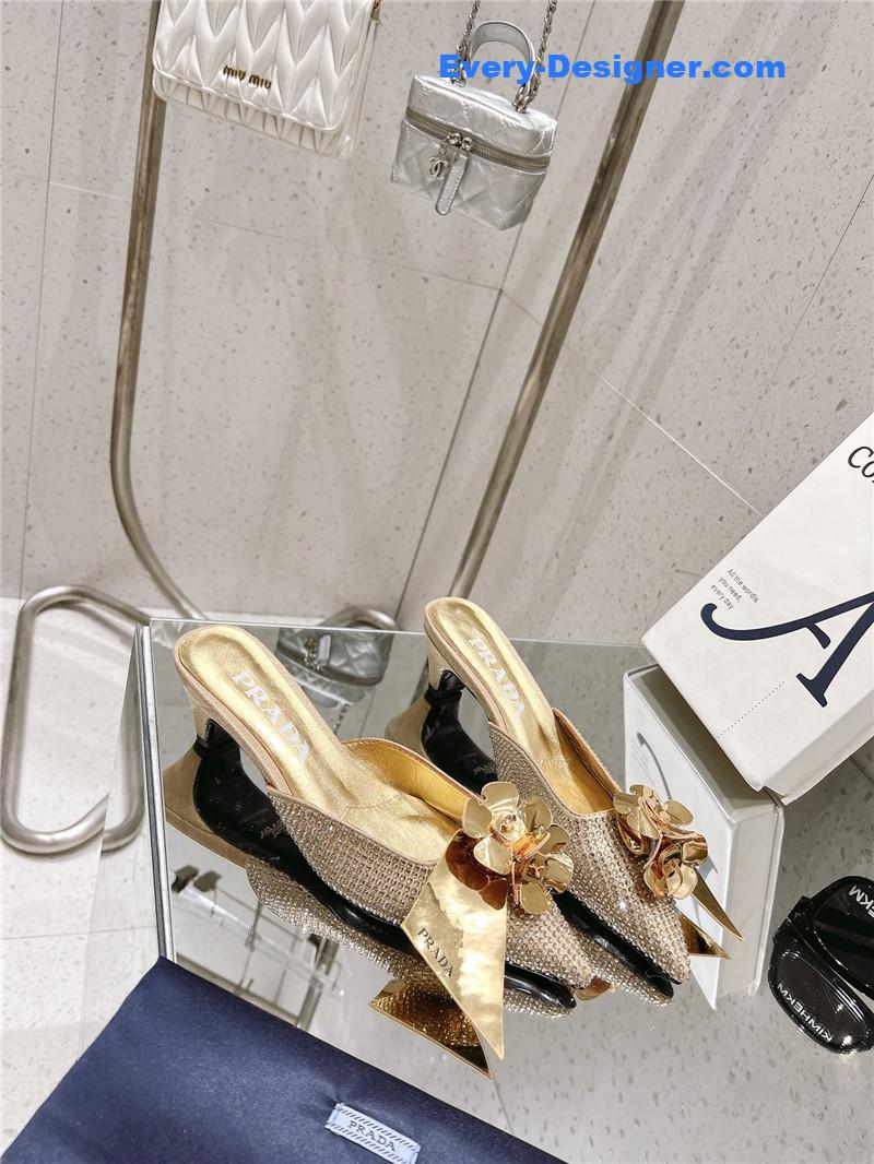 pra*a full D1am0nd sandals