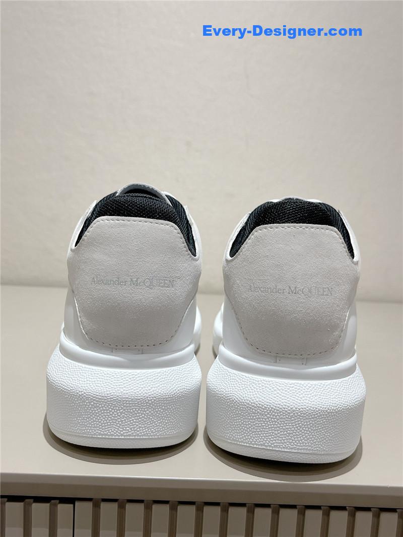 a1exa*der Mcqv*en new oversized sneakers