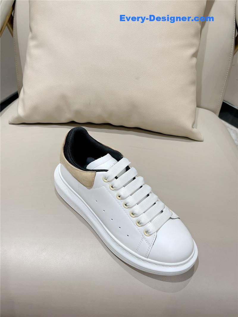 a1exa*der Mcqv*en new oversized sneakers