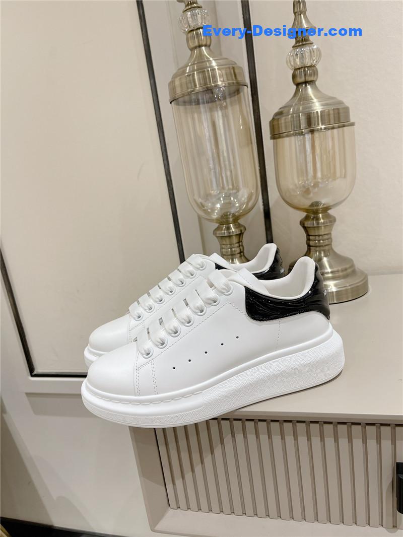 a1exa*der Mcqv*en new oversized sneakers