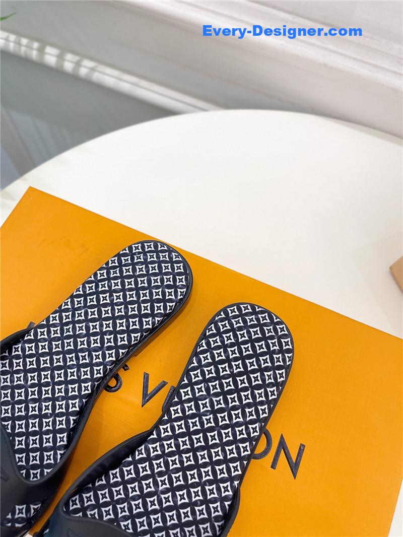 l0vis Vvtt0n lv new hollow slippers