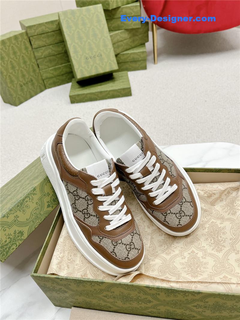 Gvc*1 chunky b series lightweight soft platform sneakers