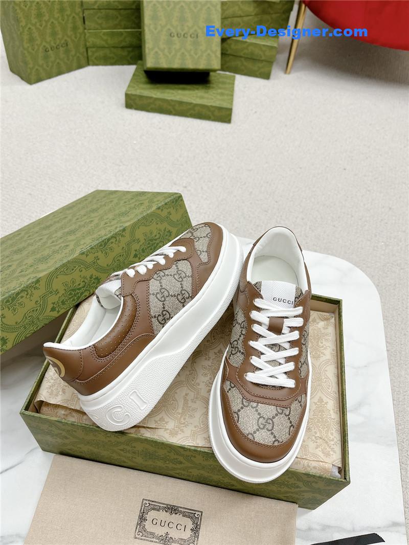 Gvc*1 chunky b series lightweight soft platform sneakers