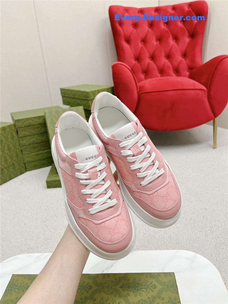 Gvc*1 chunky b series lightweight soft platform sneakers