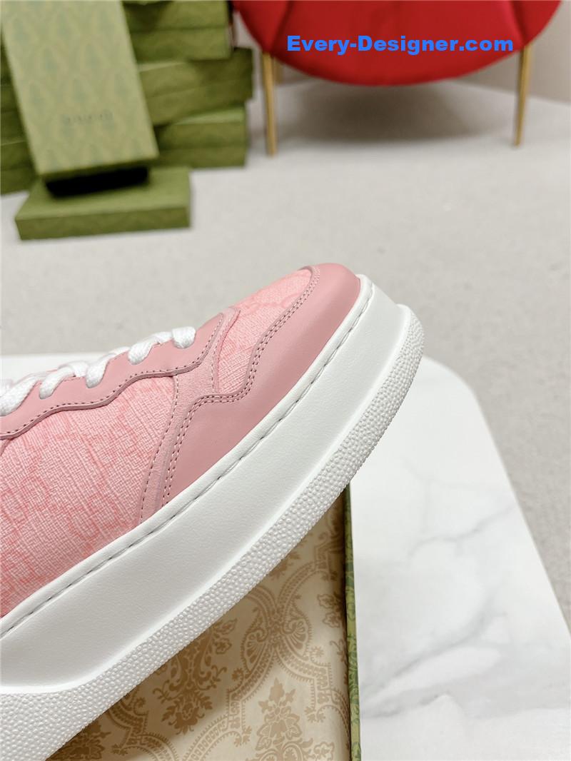 Gvc*1 chunky b series lightweight soft platform sneakers