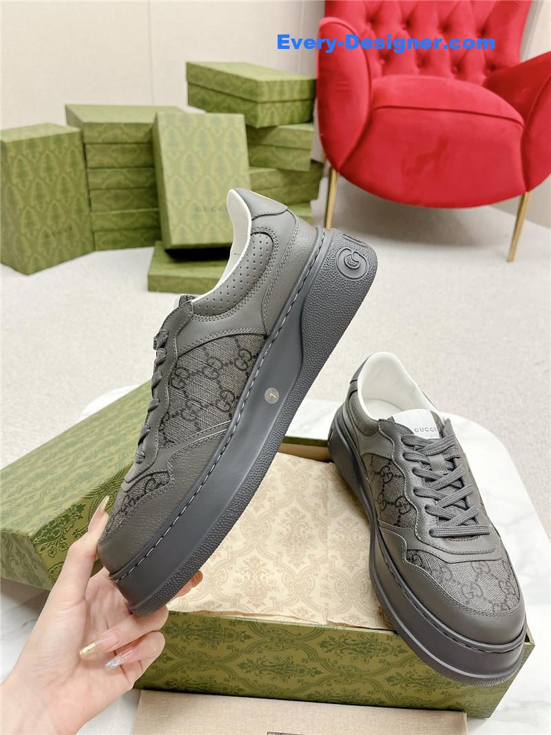 Gvc*1 chunky b series lightweight soft platform sneakers