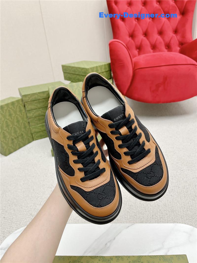 Gvc*1 chunky b series lightweight soft platform sneakers