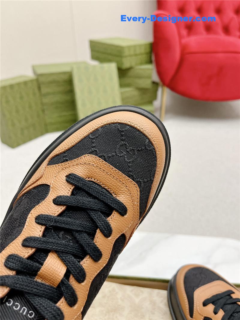 Gvc*1 chunky b series lightweight soft platform sneakers