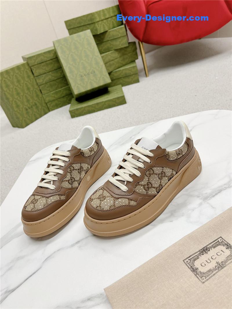 Gvc*1 chunky b series lightweight soft platform sneakers
