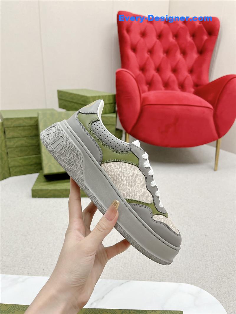 Gvc*1 chunky b series lightweight soft platform sneakers