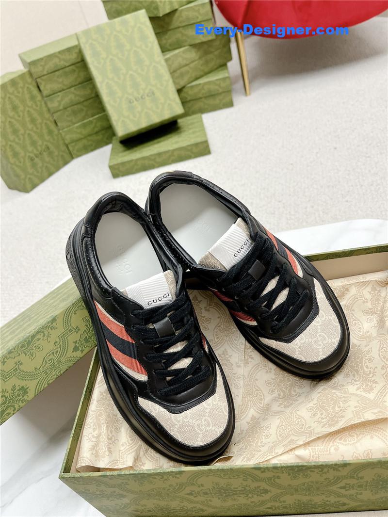 Gvc*1 chunky b series lightweight soft platform sneakers