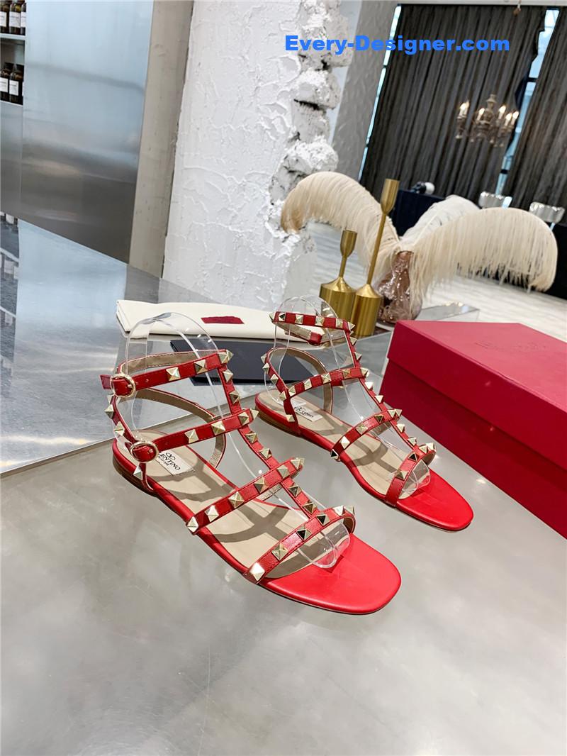 Va1e*ntin0 stud sandals