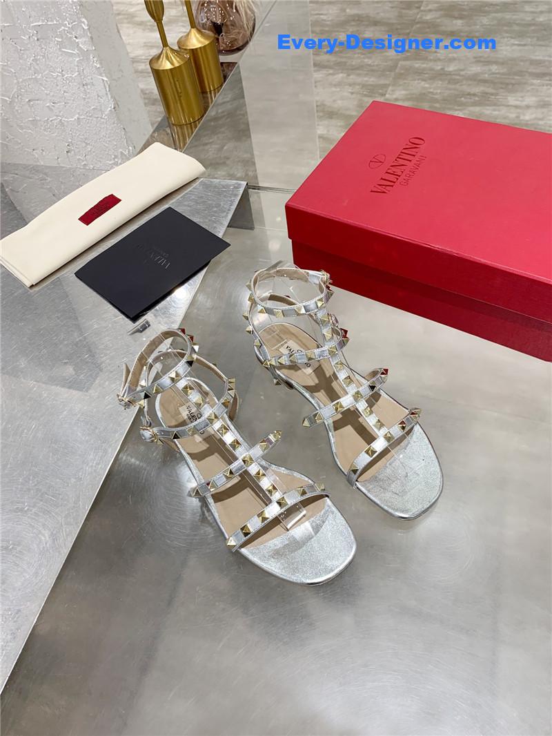 Va1e*ntin0 stud sandals