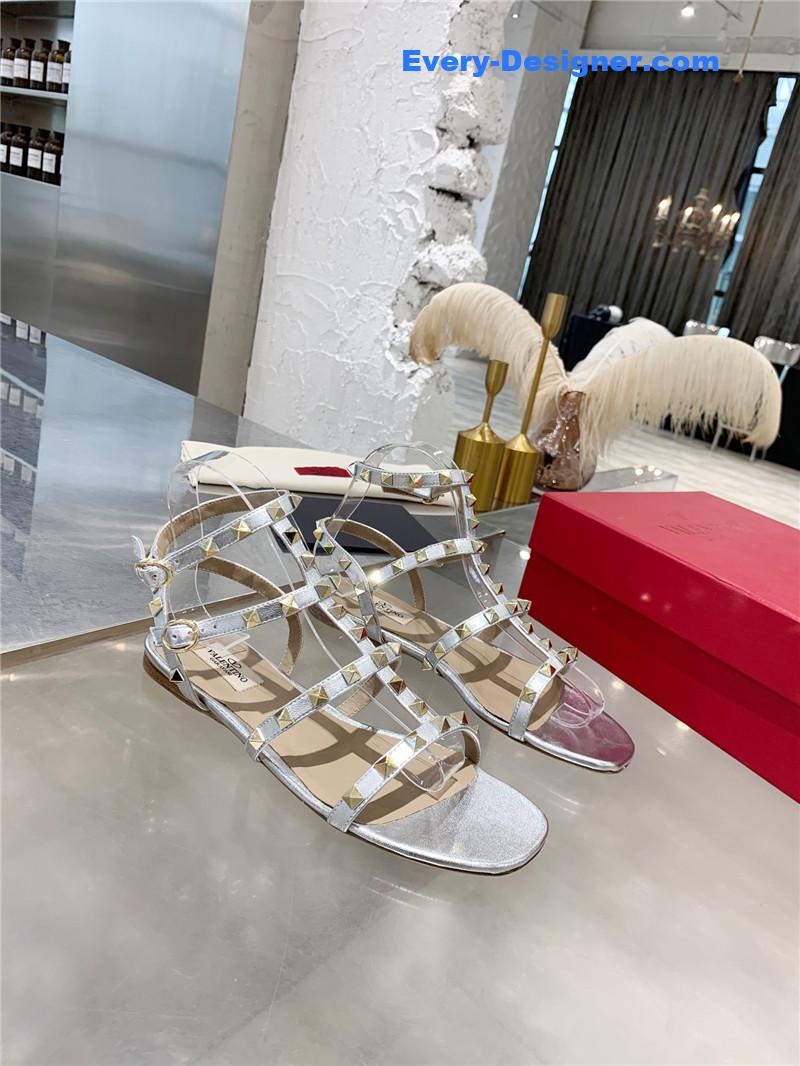 Va1e*ntin0 stud sandals