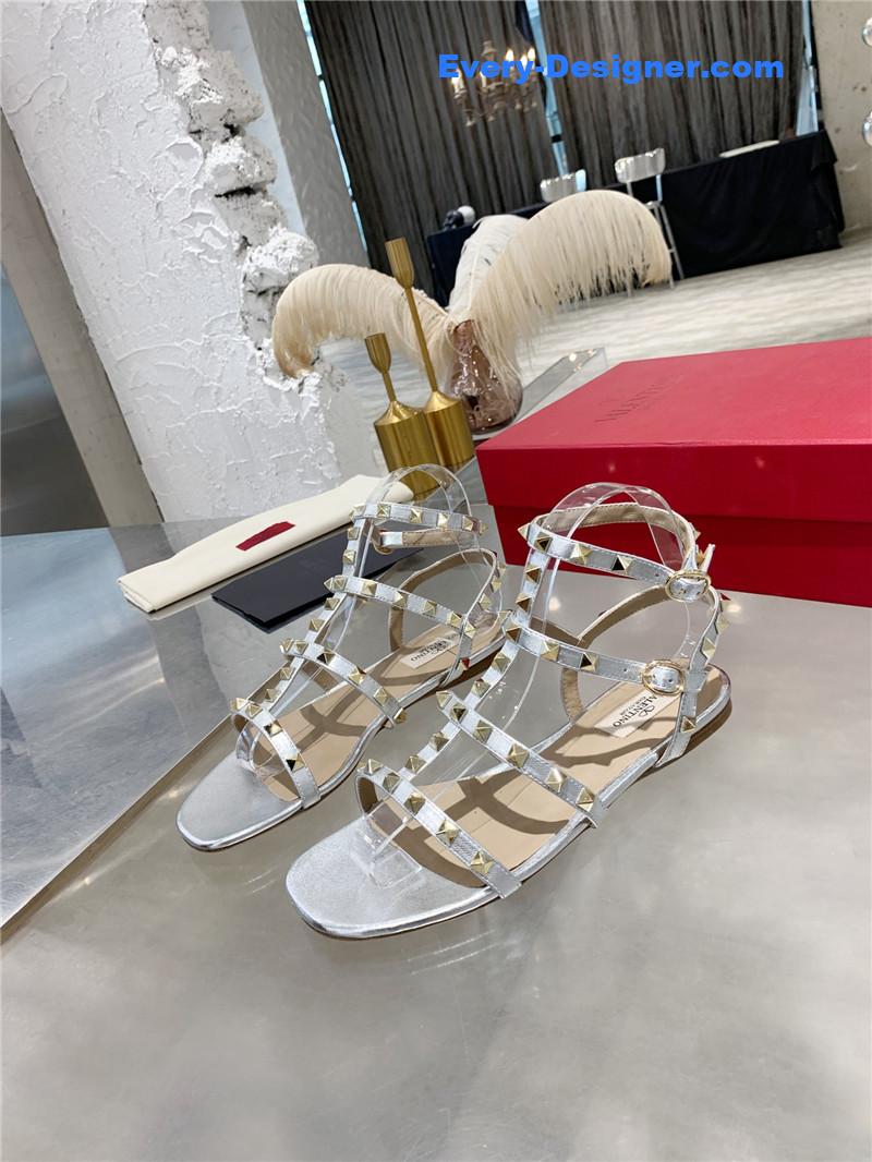 Va1e*ntin0 stud sandals