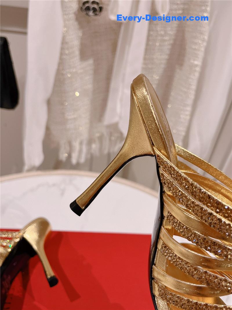 Va1e*ntin0 sandal series slippers