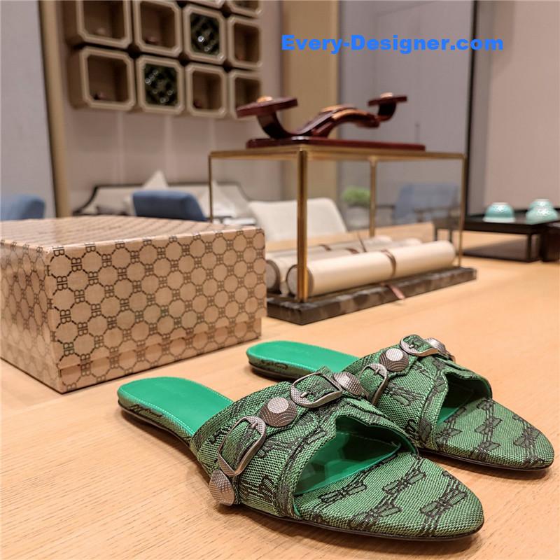 Ba1en*iaga lecagole series slippers