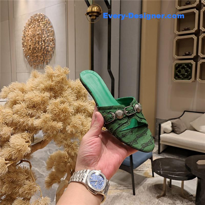 Ba1en*iaga lecagole series slippers