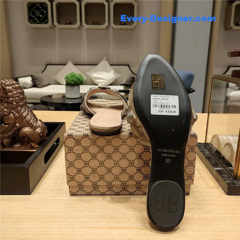 Ba1en*iaga lecagole series slippers