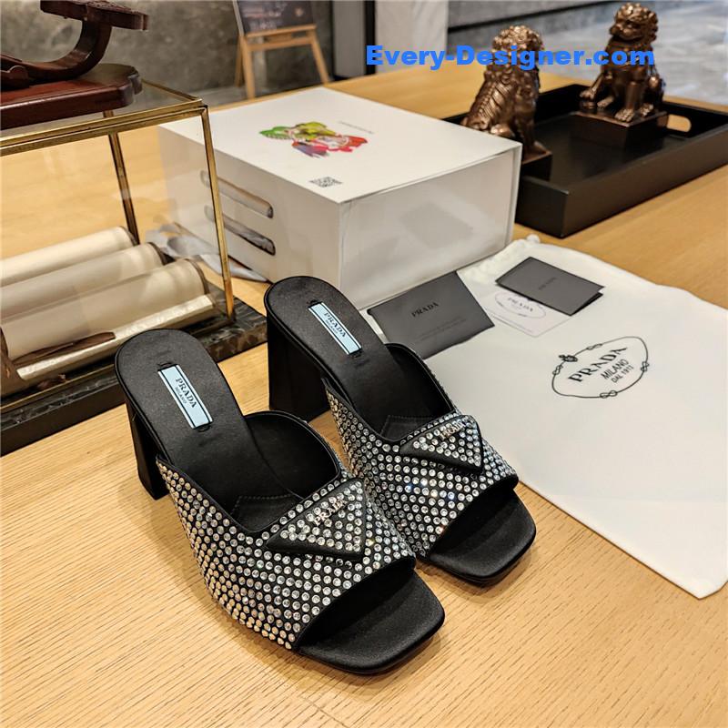 Pra*a block heel square toe sandals