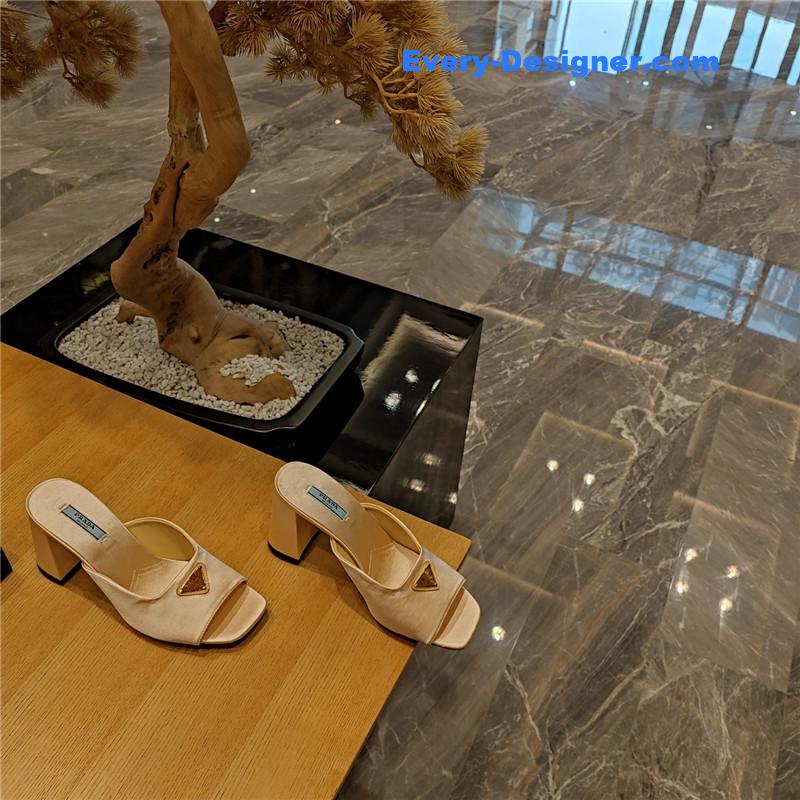 Pra*a block heel square toe sandals