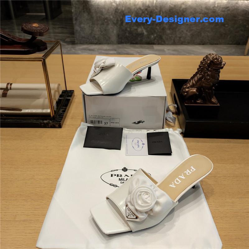 Pra*a low heel rosette square toe sandals