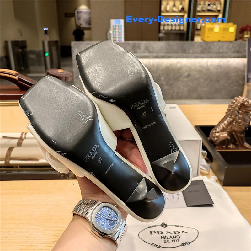 Pra*a low heel rosette square toe sandals