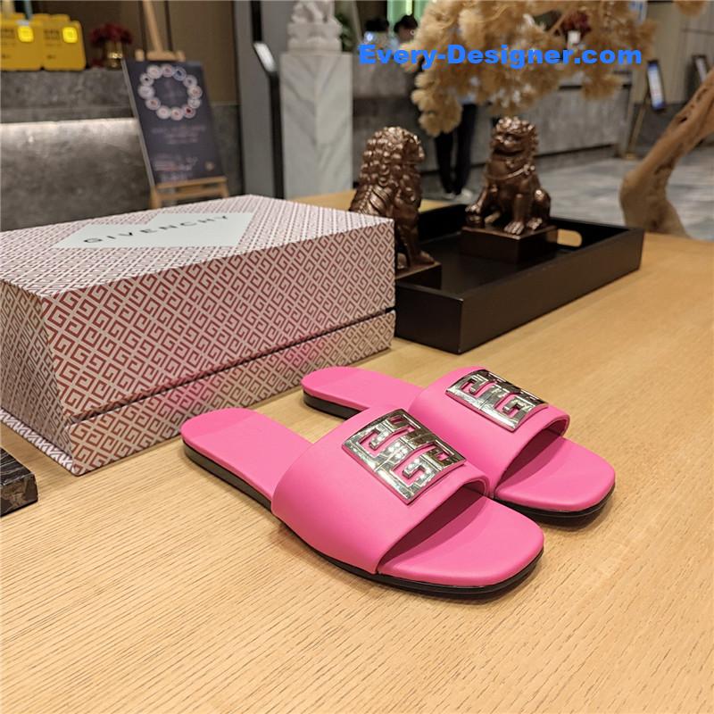 Givenchy Trendy Flat Slides