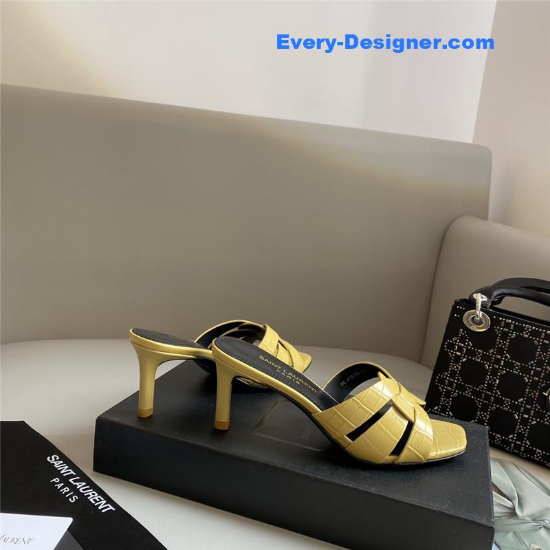 Y51 classic slippers