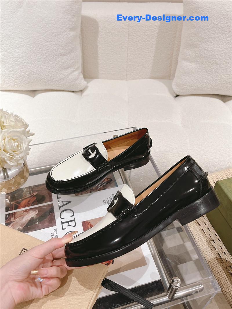 Gvc*1 british style loafers