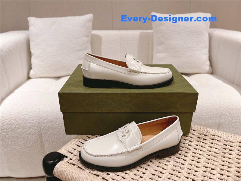 Gvc*1 british style loafers