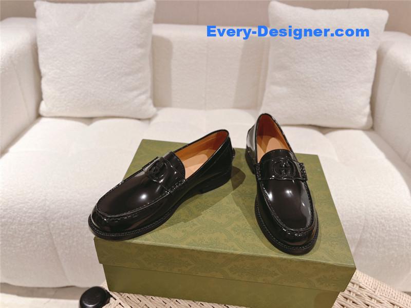 Gvc*1 british style loafers