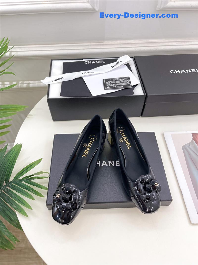 CC catwalk style camellia shoes