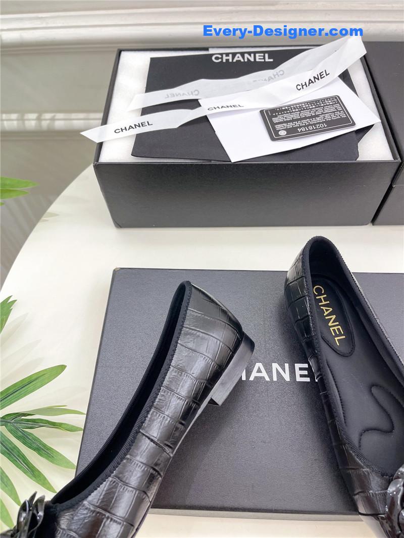 CC catwalk style camellia shoes