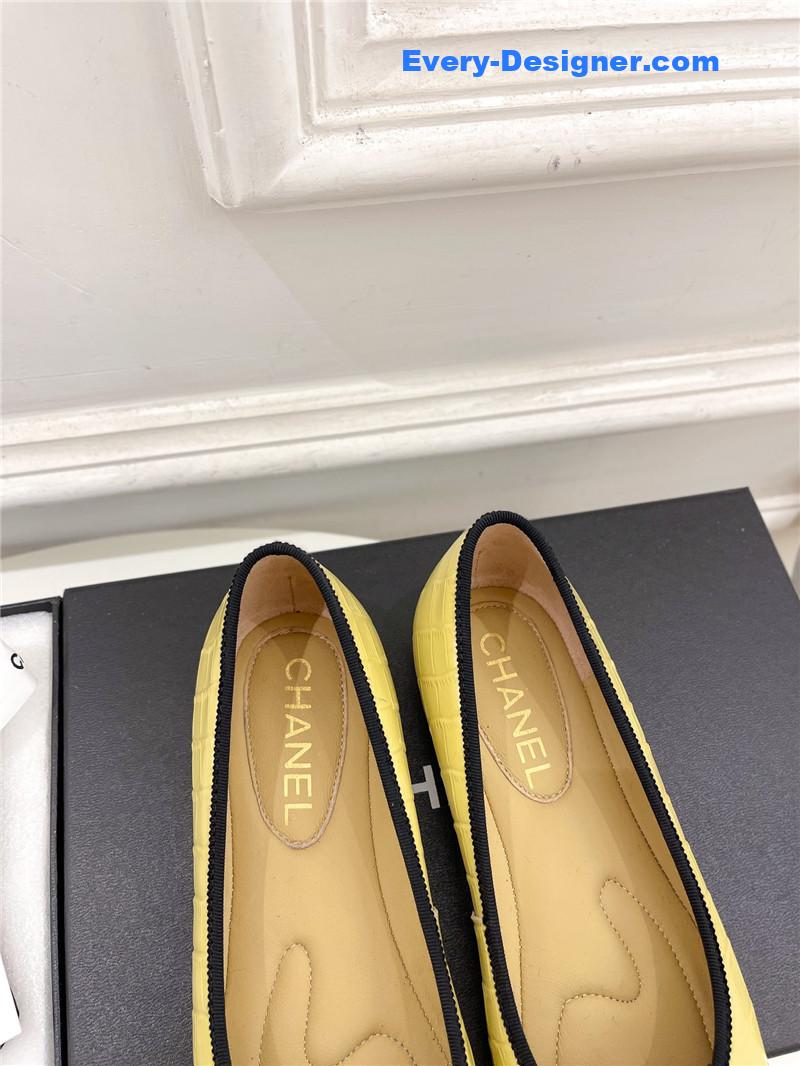 CC catwalk style camellia shoes