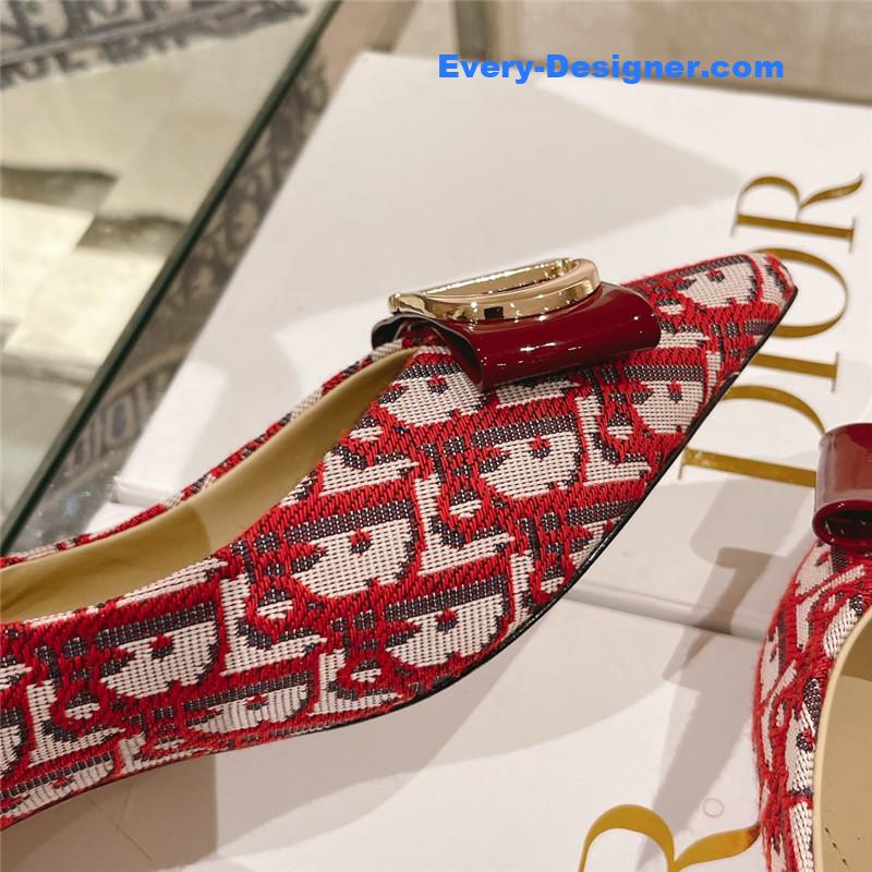 D10r early spring new cat heel shoes