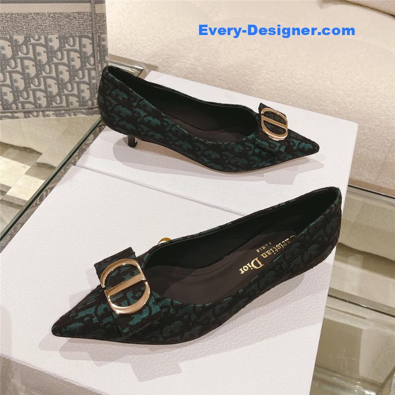 D10r early spring new cat heel shoes