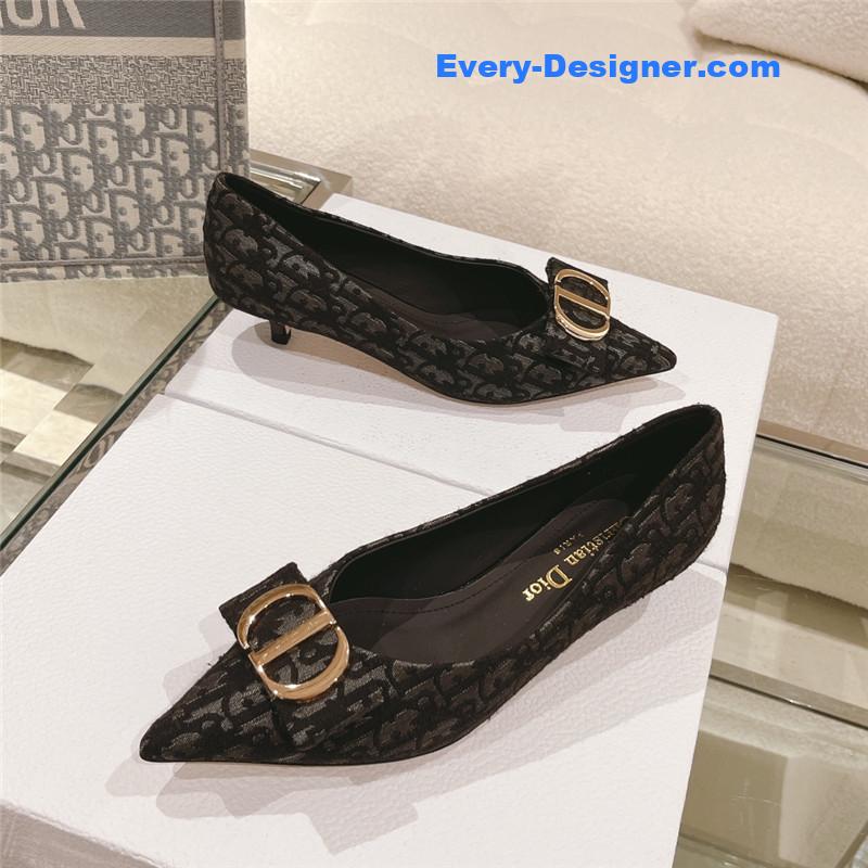 D10r early spring new cat heel shoes